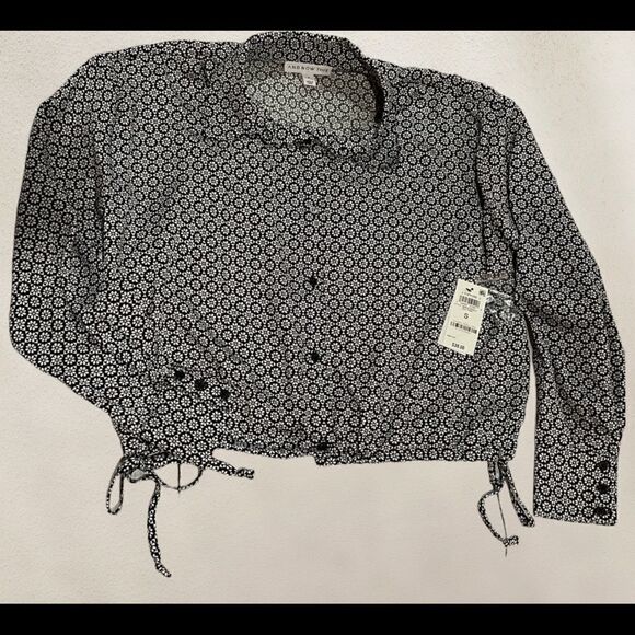 NWT And Now This Women's Cinch-Waist Shirt - Picture 4 of 7